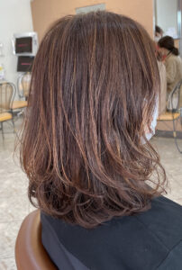 【部分的に白髪が多い】【染めて１ヶ月以内に白髪が気になる方】へオススメな方法